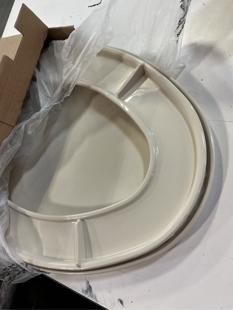 Condition photo showing Good Condition for bemis 7300slec slow close toilet seat, easy clean hinges and durable plastic seat, made in usa, elongated, bone