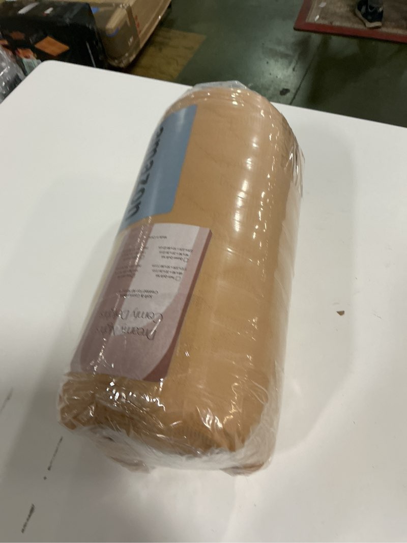 Condition photo showing New/Like New for WDCOZY Oversized California Cal King Size Quilt Bedding Sets with Pillow Shams, Yellow Lightweight Soft Bedspread Coverlet Bed Cover, All Season Spring Summer, 3 Pieces, 116x106 inches Yellow California King (118"x106")