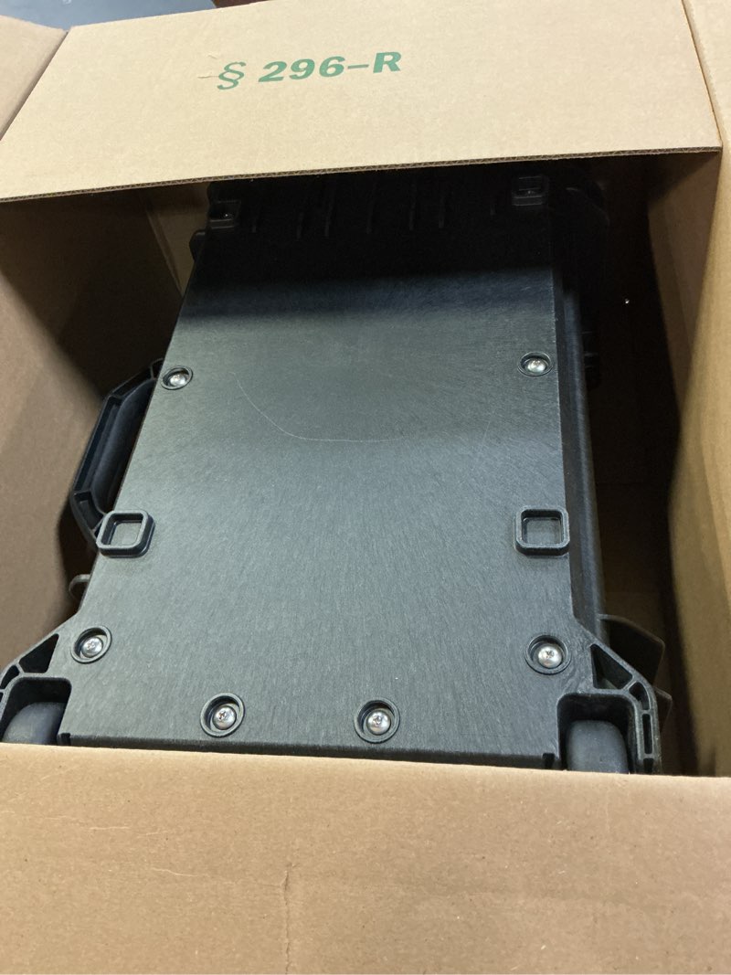 Condition photo showing Good Condition for Pelican Vault V525 Hard Case (Camera, Pistol, Gear, Equipment) Padded Dividers V525 Black