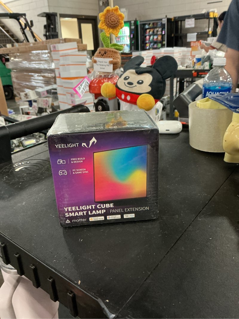 Condition photo showing New/Like New for yeelight panel light extension for cube smart lamp, 16 million colors option, rgbic individual addressable, dynamic lighting, music flow, wifi connected, app control, for bedroom, living room, cube*1