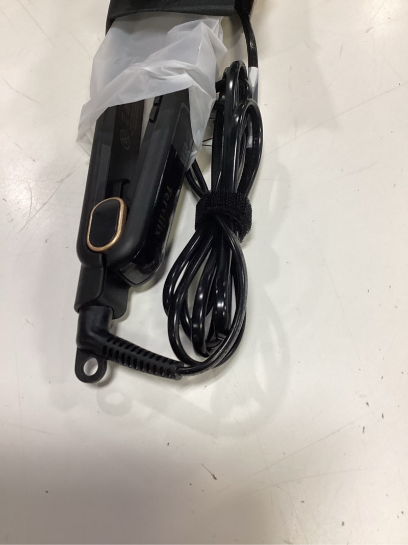 Condition photo showing Good Condition for terviiix 1/2 inch flat iron for short hair, small hair straightener and curler 2-in-1 for pixie cuts & touch-ups, rounded edge mini flat iron for men and women, dual voltage travel-friendly 0.5 inch black