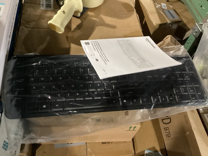 Condition photo showing Good Condition for amazon basics modern wireless keyboard with numeric keypad, compact us layout (qwerty), 2.4ghz, black