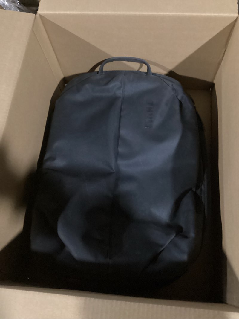 Condition photo showing Good Condition for Thule Aion Backpack Black 40L