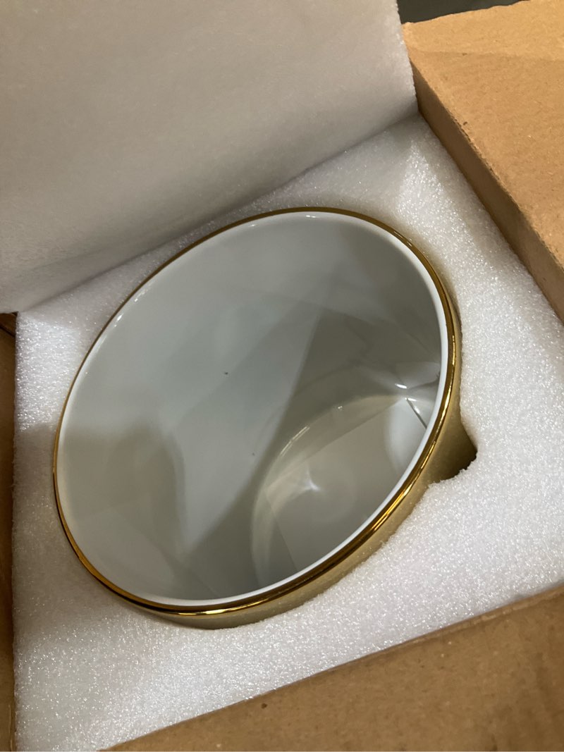 Condition photo showing Good Condition for modern ceramic kitchen utensil holder - white with gold rim with non-slip base - elegant caddy for cooking tools and serveware
