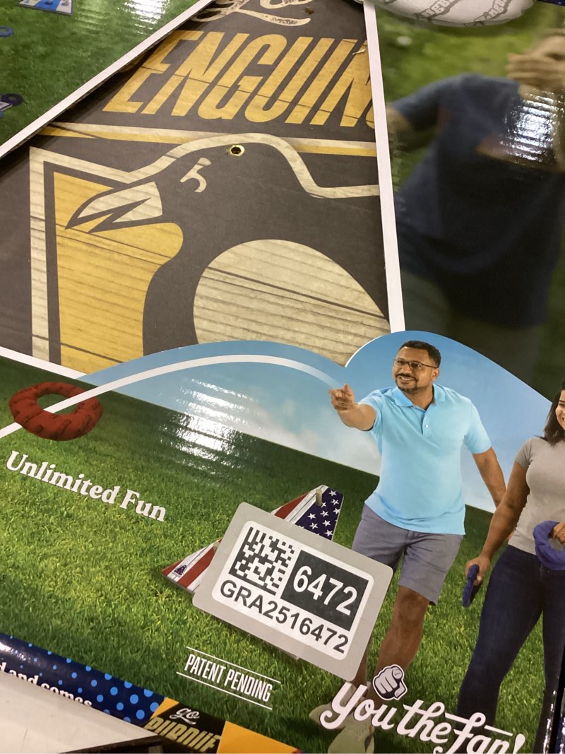 Condition photo showing Good Condition for YouTheFan NHL Pittsburgh Penguins RingBag