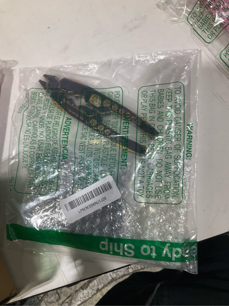 Condition photo showing Good Condition for kingval 4pcs wrench 3.0/3.2/3.5/3.7/4.0/5.0/5.5/6.0mm turnbuckle nut ball joint remover with multifunction rc shock absorber plier for rc car boat model repair tool kit