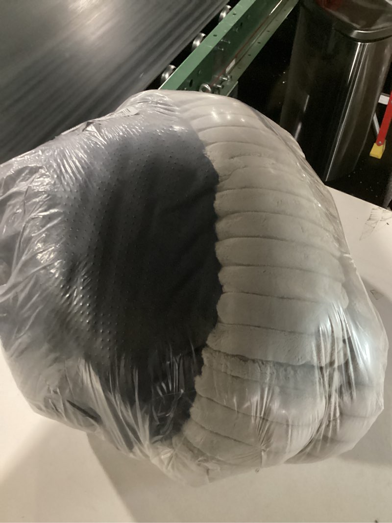 Condition photo showing Good Condition for BALANCE Cat Bed Kitten Bed, Washable Round Cat Beds for Indoor Cats,Super Soft Plush Faux Fur Pet Bed for Puppy and Kitten with Anti-Slip Bottom 24.0"L x 24.0"W x 9"Th Wind Chime