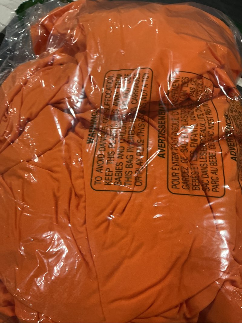 Condition photo showing Good Condition for Fokitut 2 Pack Waterproof Square Tablecloth, 52x52 Inch, Stain Resistant and Wrinkle Polyester Table