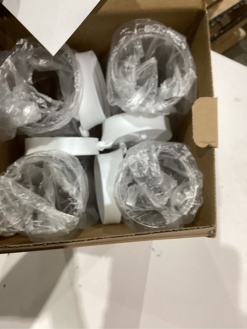 Condition photo showing Good Condition for Plastic 4 Pack Large 50 Oz Water Carafe with Flip Top Lid, Square Base Juice Containers, Clear Plastic Pitcher - for Water, Iced Tea, Juice, Lemonade, Milk, Cold Brew and Mimosa Bar - HAND WASH ONLY