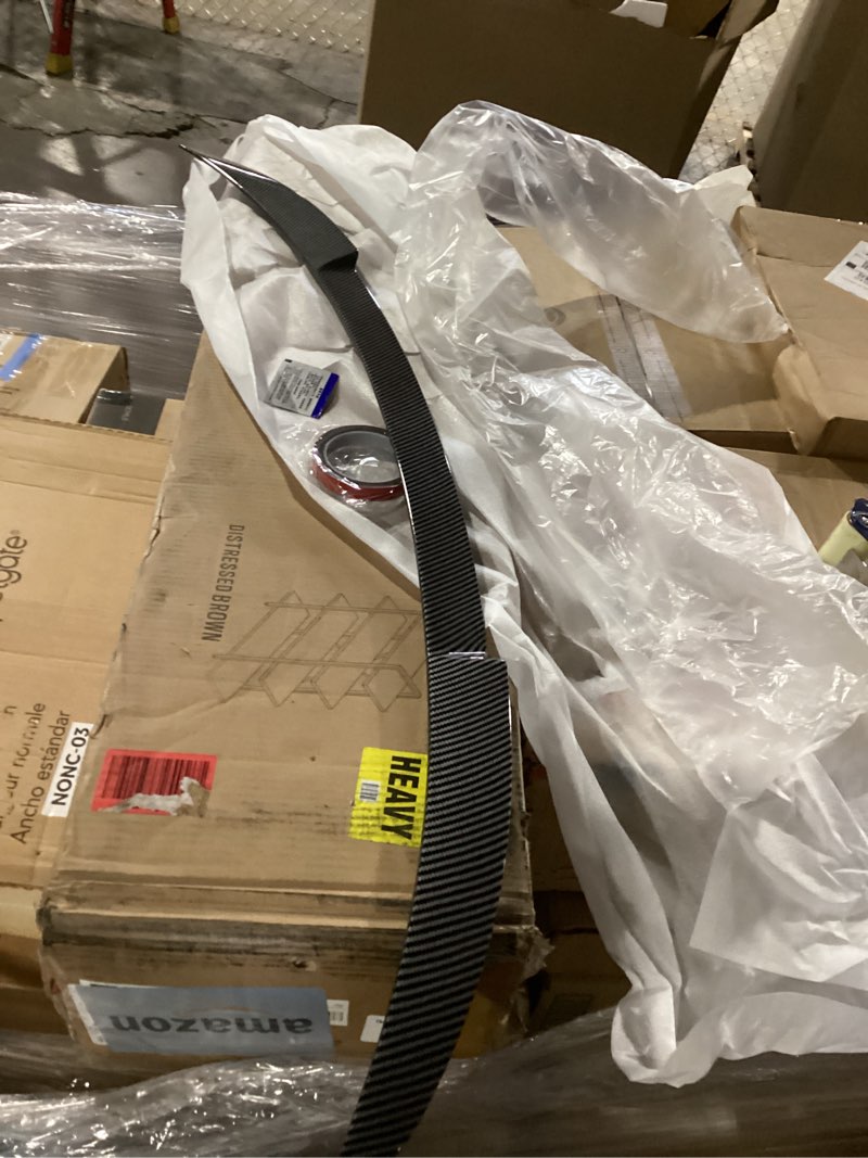 Condition photo showing Good Condition for rear trunk spoiler psm-style compatible with (a4 s4 b9 2017-2024, carbon fiber pattern) a4 s4 b9 2017-2024 carbon fiber pattern
