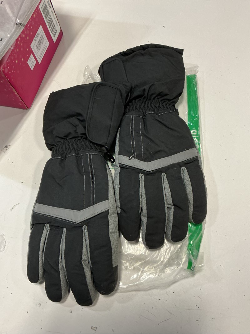 Condition photo showing Good Condition for Rabbitroom USB Heated Gloves for Women Electric Touchscreen Waterproof Heated for Raynauds Arthrithis Hand Warmer Rechargeable Winter Ski Work Design Winter Gift for Indoor and Outdoor(Large)