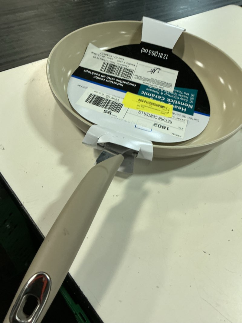 Condition photo showing Good Condition for mainstays heavy gauge 12inch ceramic frypan