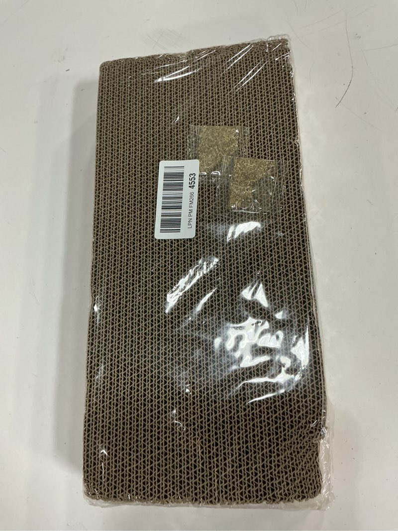 Condition photo showing New/Like New for cat scratching board cat scratcher cat scratch pad cardboard cat scratchers for indoor cats reversible large wide corrugated with catnip(2pcs)