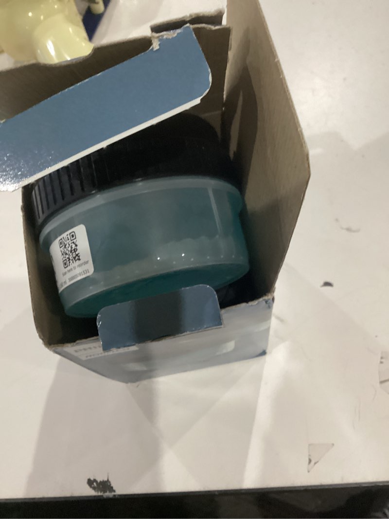 Condition photo showing Good Condition for norelco philips quick clean pod cartridge, lubricates shaver and eliminates cut hair, 2x 5.4 fl oz cartridges (up to 6m supply), cc12/52