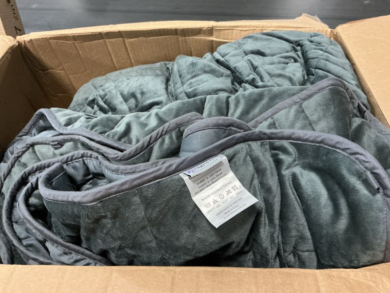 Condition photo showing As Is for omystyle king size weighted blanket 20lbs(88''x104'', double-sided), reversible weighted blanket with warm short plush and cool tencel fabric for all season use - carry bag included king | 88''x104'' - 20lbs grey