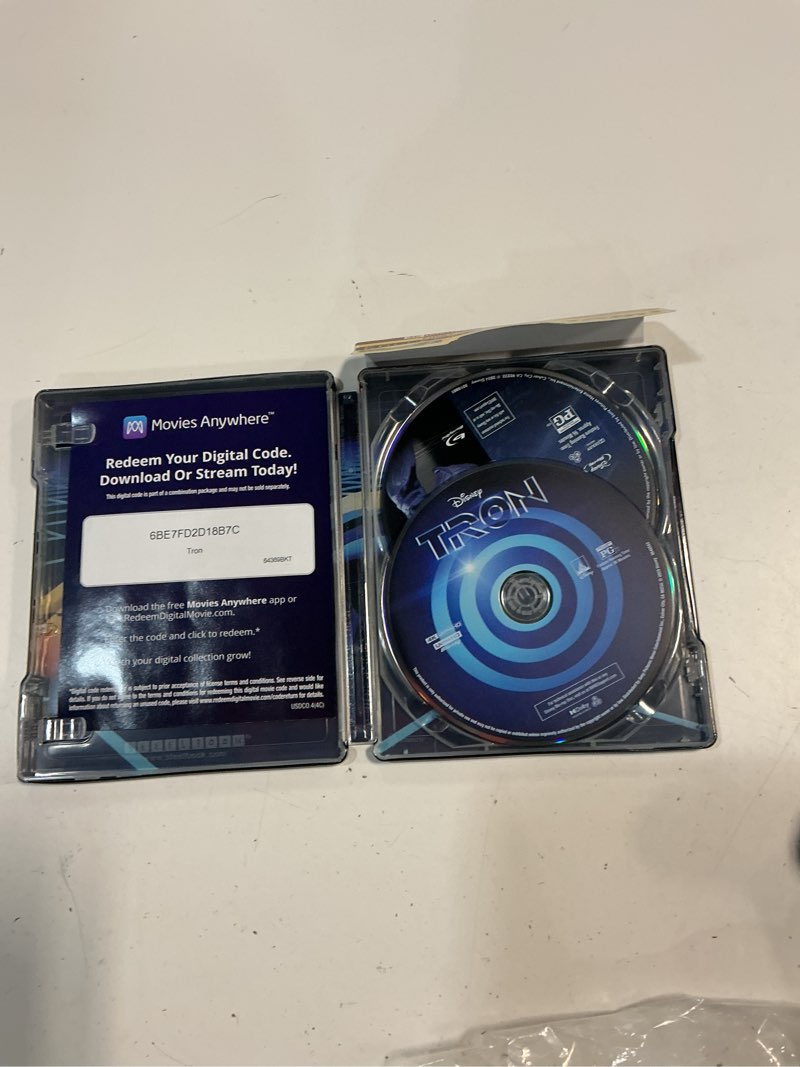 Condition photo showing Good Condition for tron - uhd/bd combo + digital + steelbook