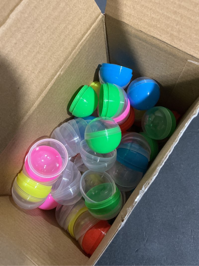 Condition photo showing Good Condition for Sosation 150 Pcs 1.1 Inch Gumball Vending Machine Capsules Empty Round Plastic Containers for Prizes Party Favors (Stylish Color) 1.1 Inch Stylish Color