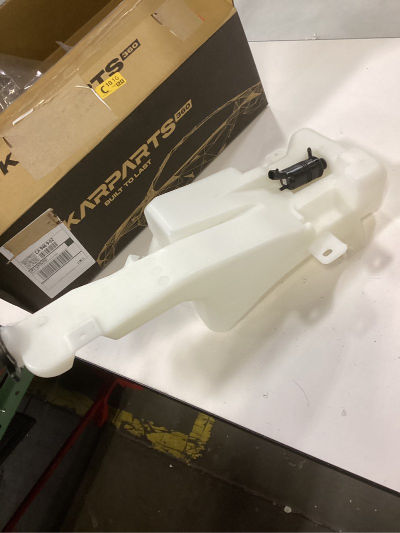 Condition photo showing Good Condition for For GMC Sierra 1500 1999-2006 Windshield Washer Tank | Reservoir & Pump | GM1288127 | 12487669-PFM