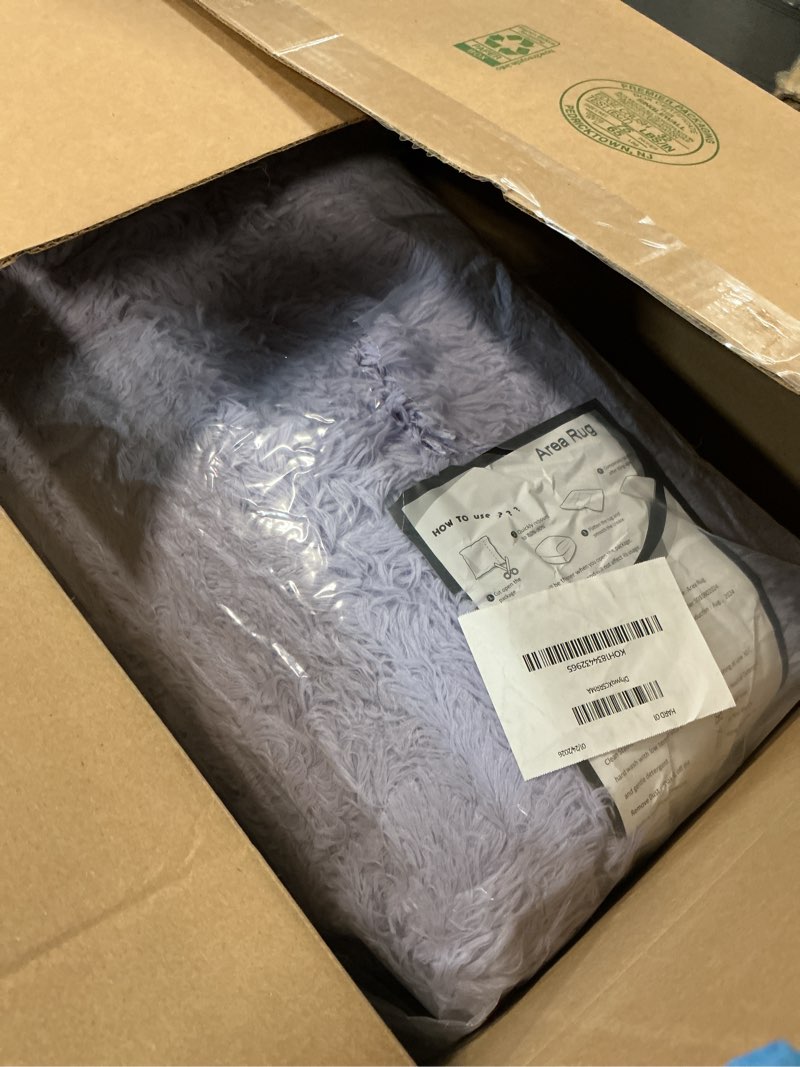 Condition photo showing Good Condition for Similar Pettop Fluffy Lavender Purple Area Rug for Bedroom Living Room, 3x5 Feet Soft Plush Fuzzy Rugs for Girls Kids Boys, Non-Slip and Washable Rug for Nursery Classroom, Carpet for Rooms Decor