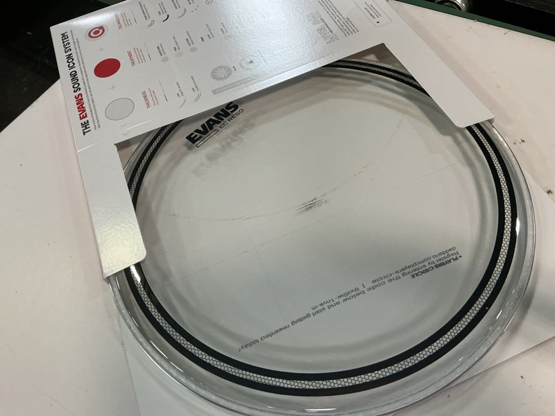 Condition photo showing New/Like New for evans ec resonant drum head, 14 inch