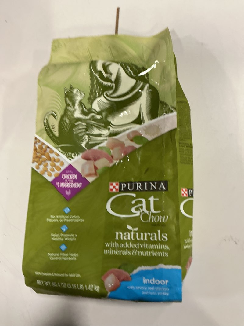 Condition photo showing Good Condition for Purina Cat Chow Hairball, Healthy Weight, Indoor, Natural Dry Cat Food, Naturals Indoor - (Pack of 4) 3.15 lb. Bags Dry Food 3.15 Pound 