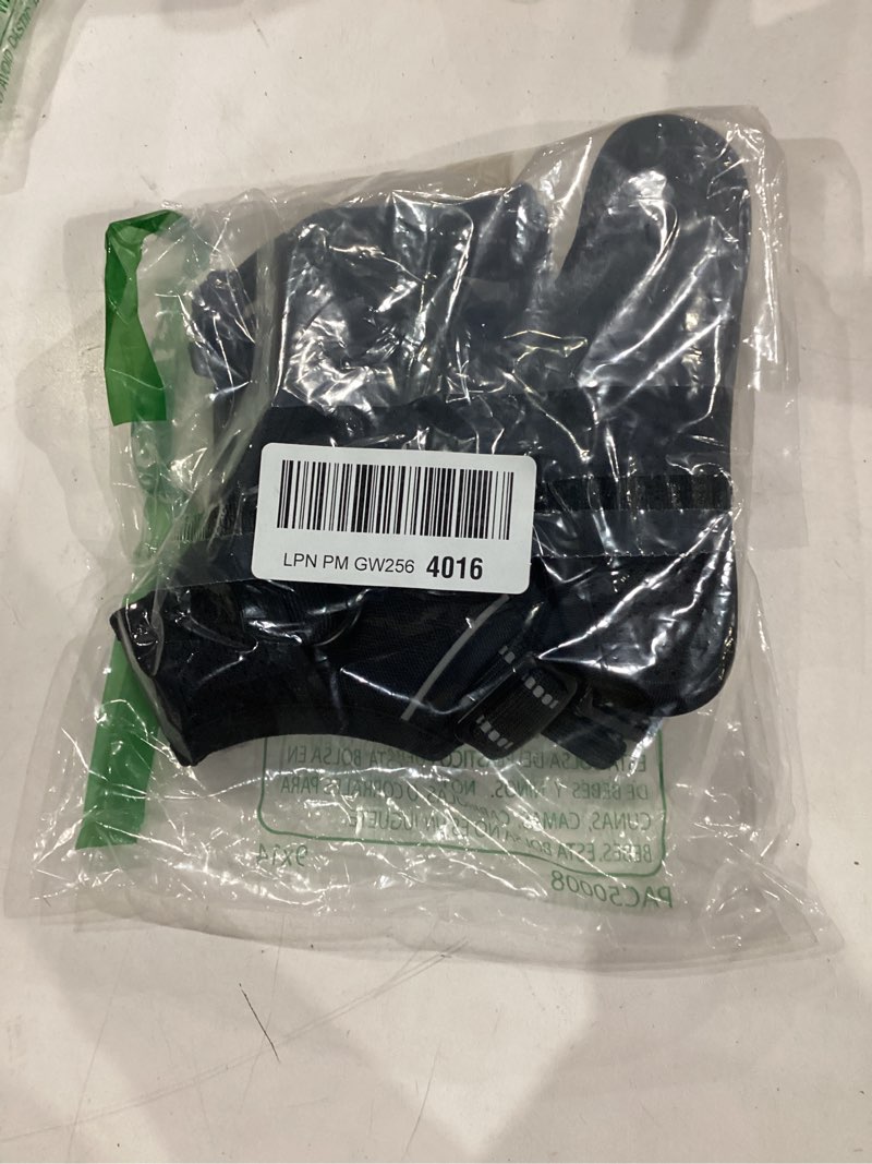 Condition photo showing New/Like New for rabbitgoo dog harness no pull with 2 leash clips, adjustable soft padded, reflective oxford no choke pet vest with easy control handle for medium sized dogs, black, m medium black