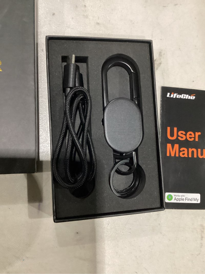 Condition photo showing Good Condition for keychain, key finder built-in anti-loss tracker, heavy duty key holder, premium stainless steel keychain carabiner car key chains with gps global locator tracking waterproof (black)
