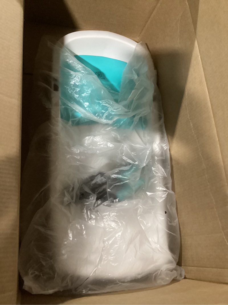 Condition photo showing Good Condition for Durable Kids' Toboggan Sleds - Plastic, Lightweight, Winter Snow Sleds with Tow Strap & Pull-Up Brakes White