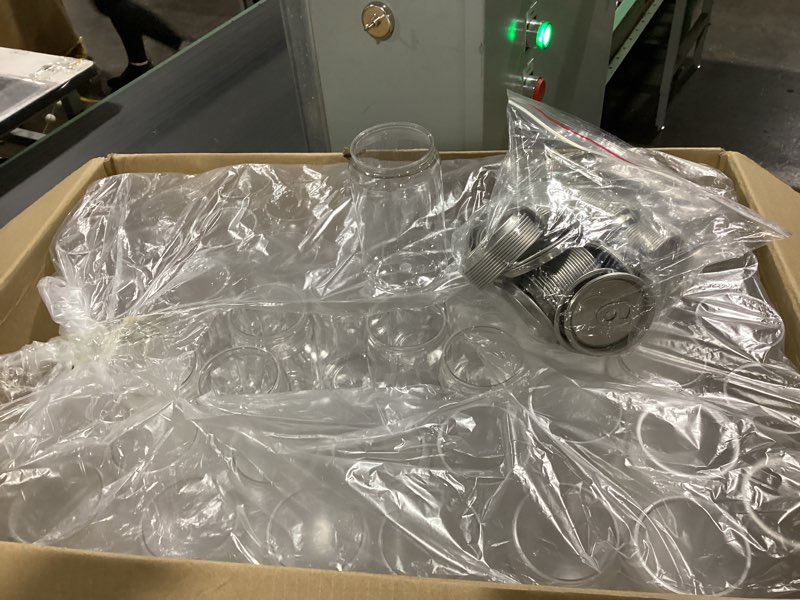 Condition photo showing Good Condition for disposable juice bottles 200 pack, 8.4oz plastic cups with lids, sealable containers for boba milk tea & smoothies, compatible with can sealing machine (pop top-lids)