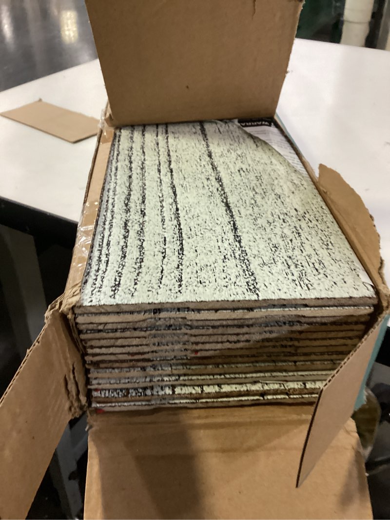 https://lotting-media.assets.bidfta.com/lotting_11493feb-4eb8-46ad-a988-90478fa6c30e