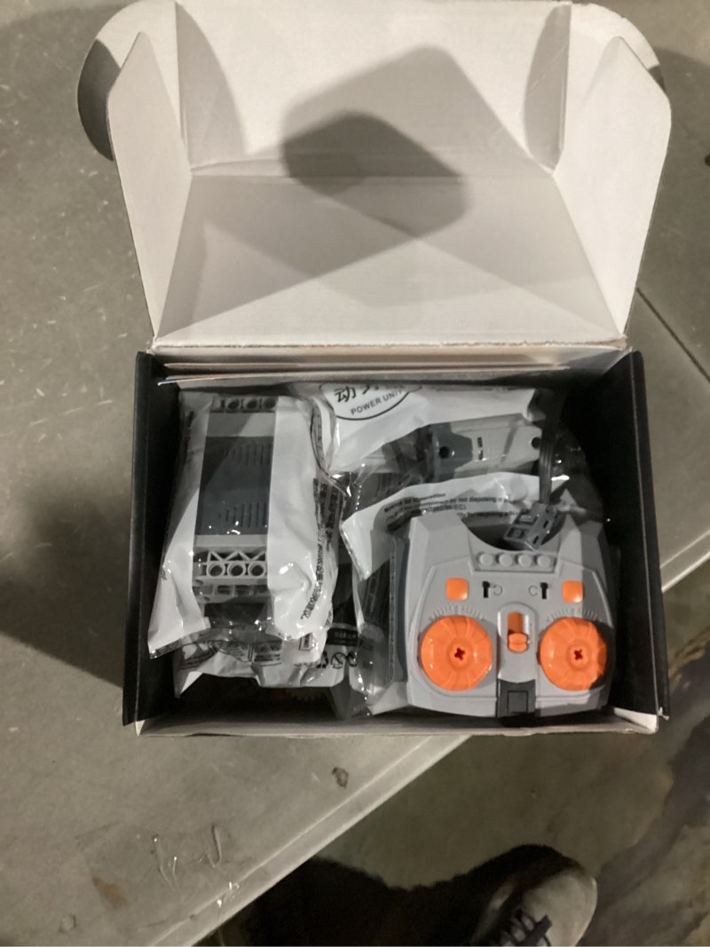 Condition photo showing Good Condition for 54PCS Power Function Motor Kit, Infrared Remote Control&Battery Pack Motor Set, Compatible with Lego Technic Sets, New Light Gray Electric Functions Motors and Gears, Kid&Adult XL