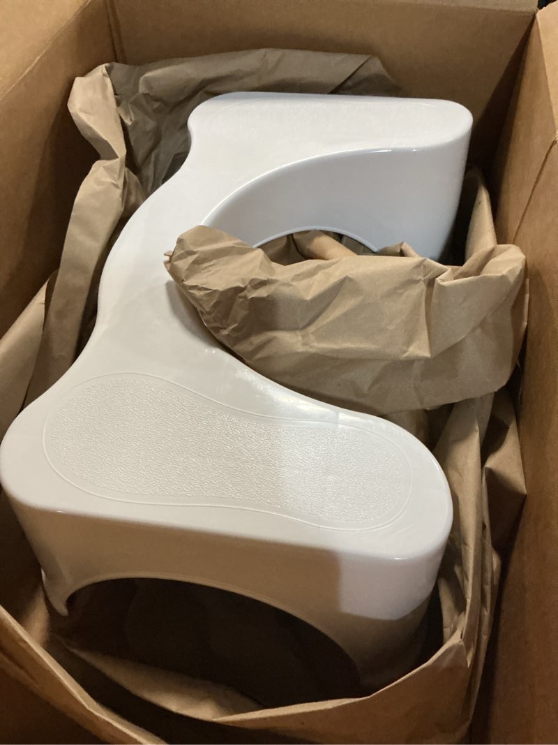 Condition photo showing Good Condition for Squatty Potty The Original Bathroom Toilet Stool, 7 Inch height, White White 7 Inch