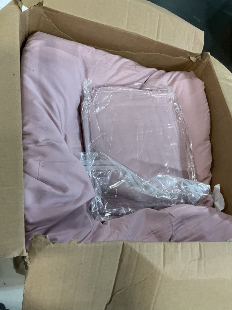 Condition photo showing Good Condition for geniospin pink full comforter set for girls- 7 pieces bowknot jacquard bed in a bag full bedding sets with sheets, pillowcases & shams, all season kids comforter set blush pink full (76"x86")