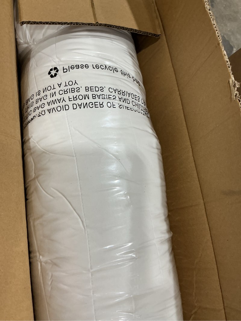 Condition photo showing New/Like New for cooling quilted hypoallergenic soft/medium bed pillows for side, stomach or back sleepers (2 pack) white cooling queen soft/medium