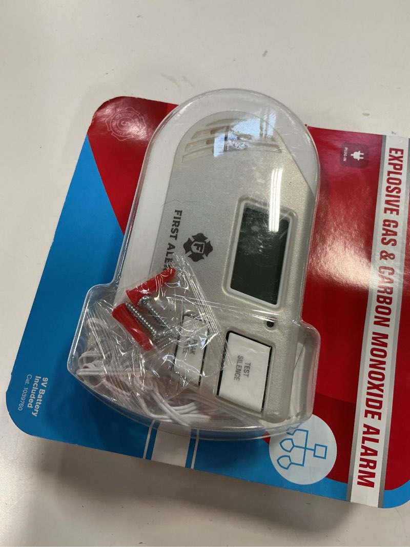 Condition photo showing As Is for First Alert BRK 1039760 Explosive Gas/CO Alarm - Quantity 1