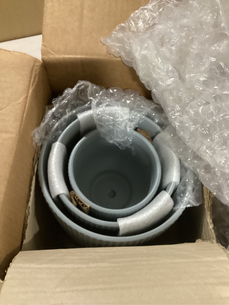 Deco 79 Ceramic Indoor Outdoor Planter Small Planter Pot with Linear Grooves and Tapered Bases, Set 