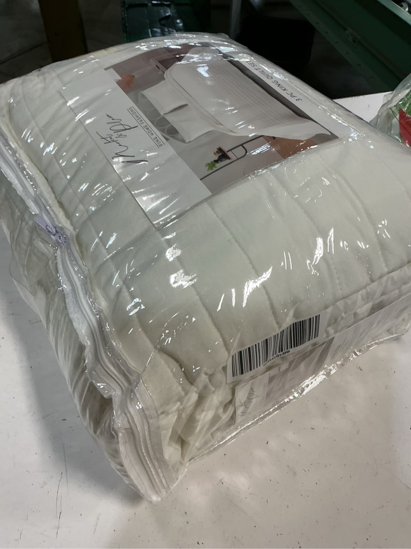 Condition photo showing New/Like New for market & place quilt set king size ivory | lightweight ultra soft microfiber bedspread | 3 piece king coverlet for all season | parker collection (king, ivory) king ivory