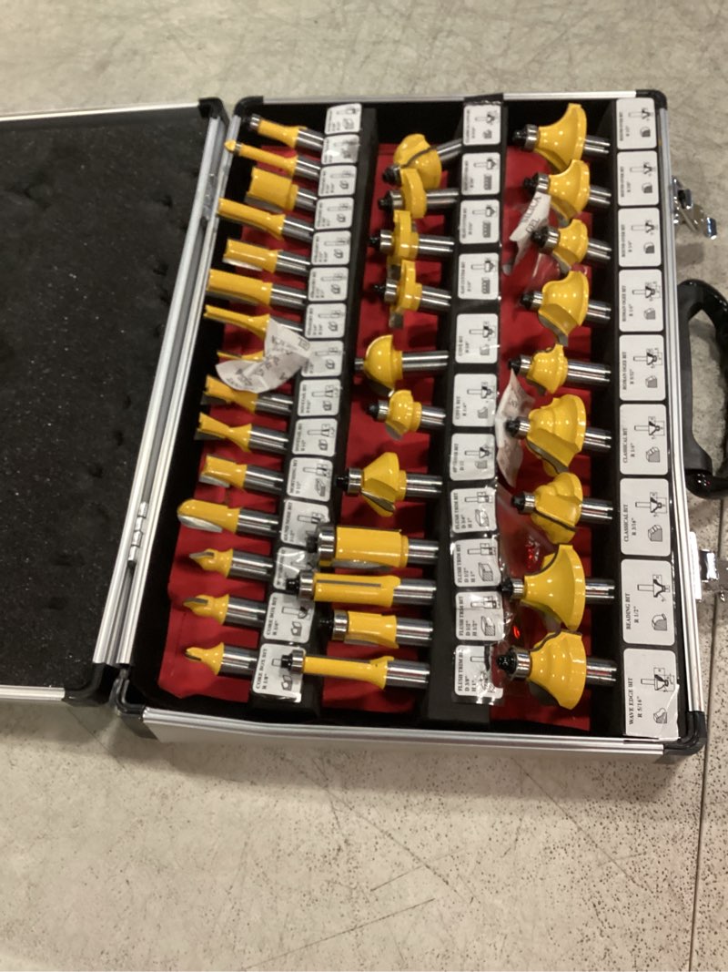 Condition photo showing Good Condition for newdeli 1/2" shank router bit set 35 pcs router bits tungsten carbide tipped router bit for woodworking beginners and commercial users with aluminum alloy storage box 35pcs router bit set 1/2'' shank