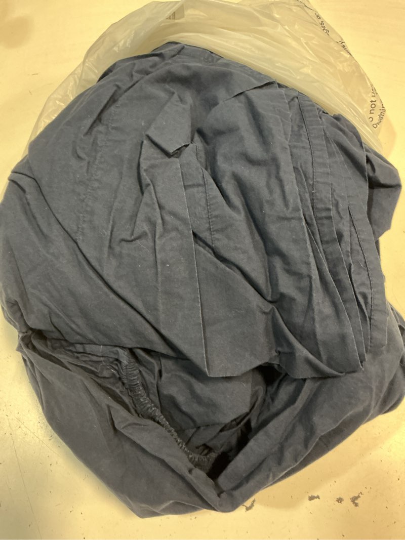 Condition photo showing As Is for quince classic organic percale deluxe bedding bundle, king, navy
