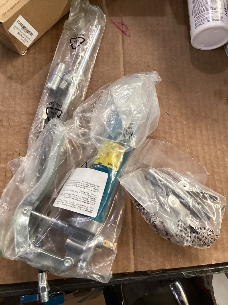 Condition photo showing Good Condition for seesii mini grease gun 3 oz, 4000 psi portable small grease gun kit with upgraded air bleed valve for easy priming, works with cartridge & bulk grease, 4 reinforced couplers for automotive, marine 4000 psi dark blue