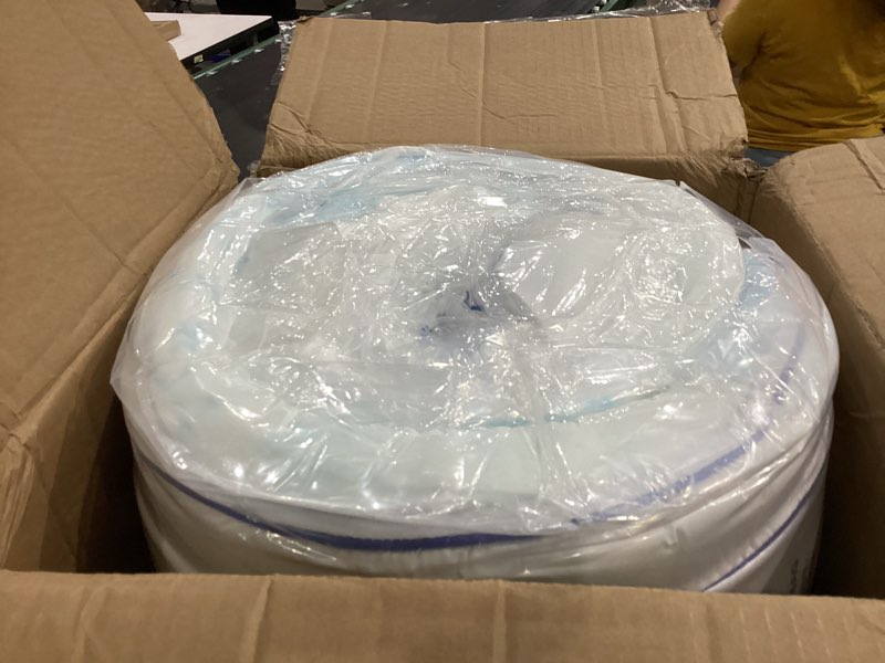 Condition photo showing Good Condition for premium dual layer 4 inch memory foam mattress topper, 2 inch gel memory foam and 2 inch pillow top mattress pad cover for back pain, extra thick comfort support?california king 72"x84"? white california king