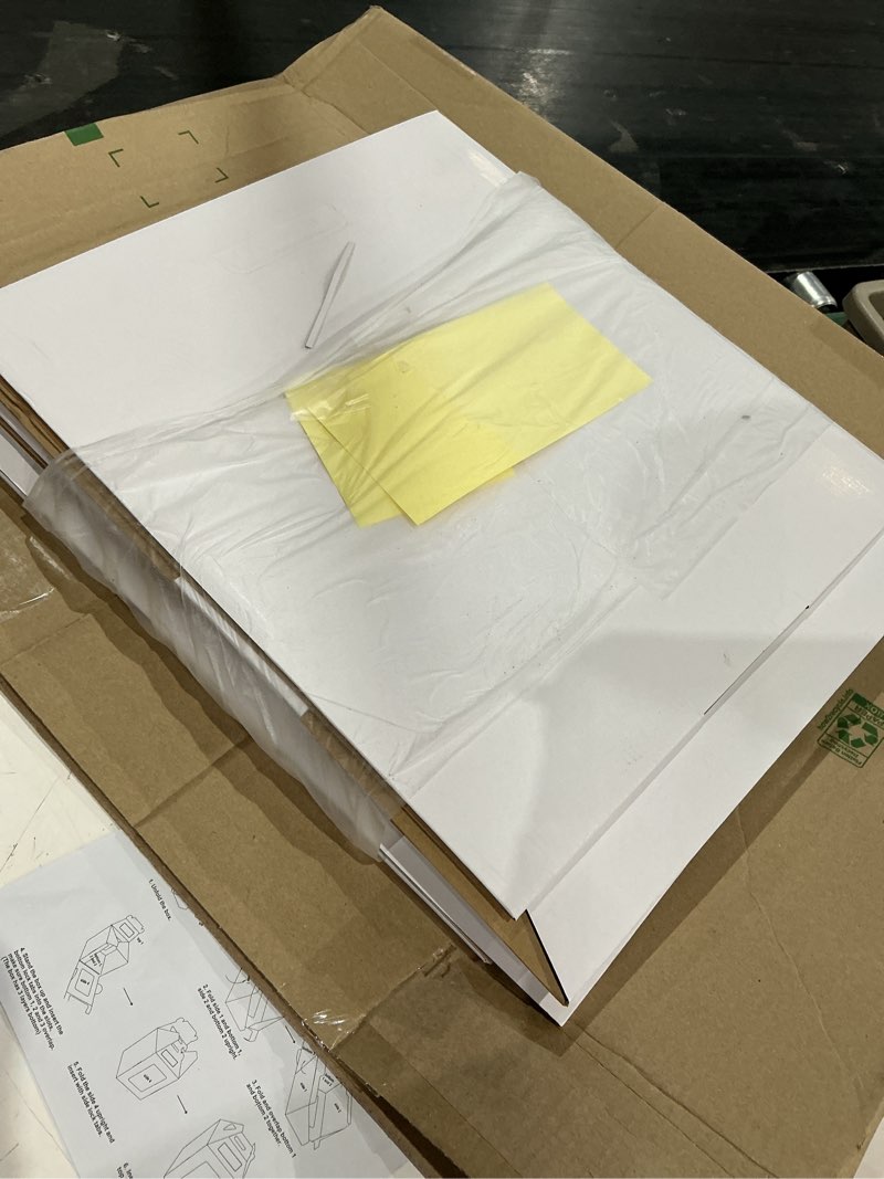 Condition photo showing Good Condition for gable boxes for secure packaging, white