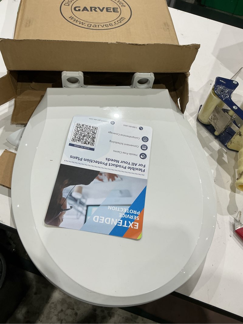 Condition photo showing Good Condition for garvee round toilet seat with toddler seat, pp safe material, 2 in 1 toilet seat for family built-in baby seat removable, 17 in,soft close + easy clean(white) 17" round seat with toddler seat white