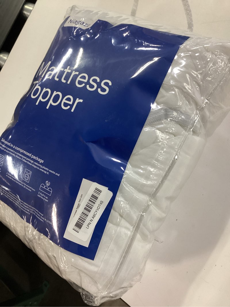 Condition photo showing New/Like New for Cloud-Like Twin Mattress Topper - 100% Cotton Top Mattress Pad for Back Pain Relief - Breathable & Naturally Cooling for Hot Sleepers, White White Twin