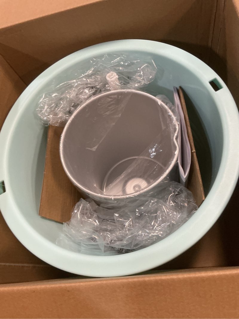 Condition photo showing As Is for nostalgia 4-quart electric parlor-style ice cream maker, aqua
