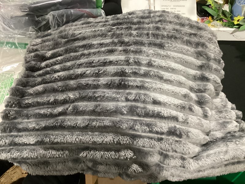 Condition photo showing Good Condition for bedelite twin blanket for couch & bed, 300gsm soft & warm fleece blanket, decorative and giftable striped grey blankets for women, men, 60"x80" grey twin(60"x80")