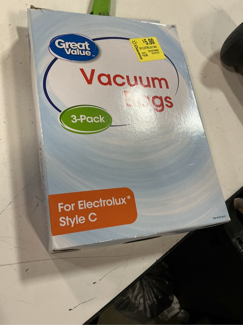 Condition photo showing New/Like New for great value electrolux style c vacuum bag  2376 (3 count)
