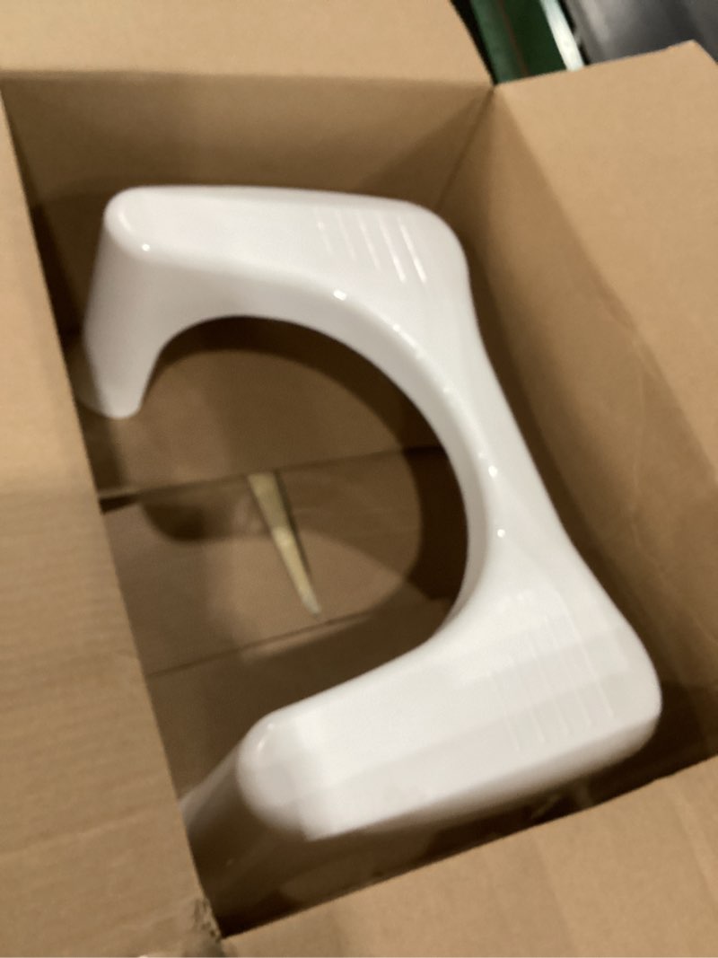 Condition photo showing New/Like New for Squatty Potty Simple Curve Bathroom Toilet Stool 7" White