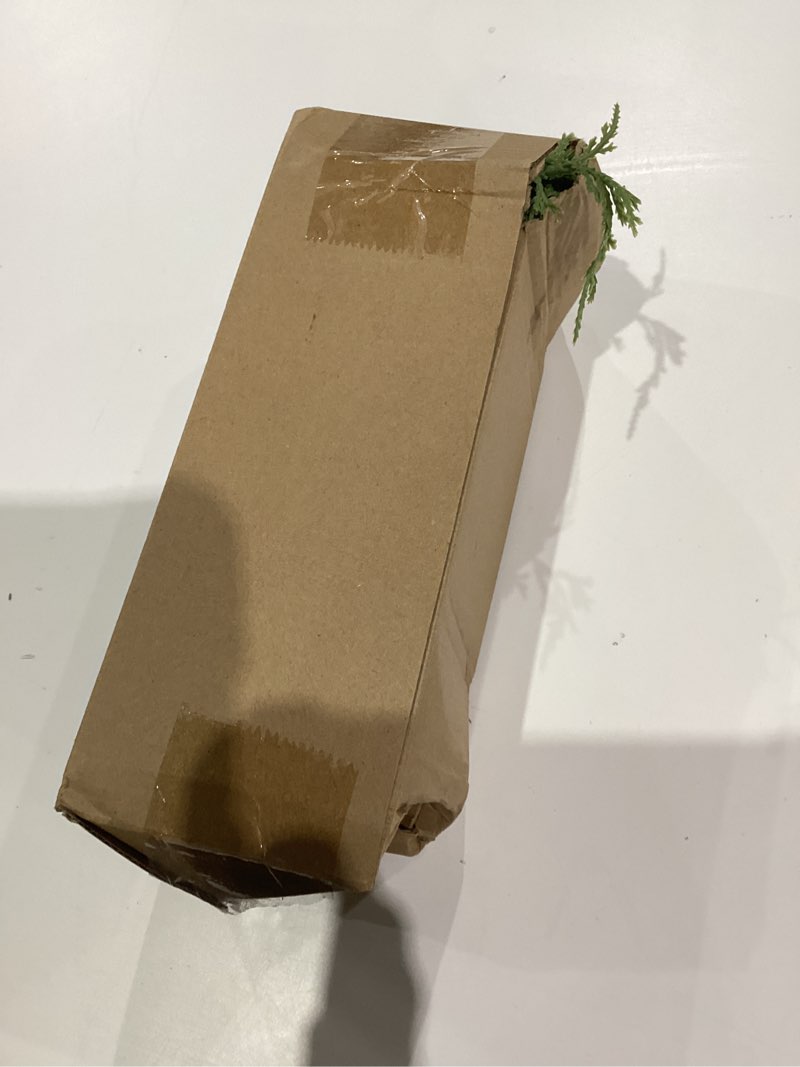 Condition photo showing New/Like New for Vesici 4 Pcs 12.6'' Christmas Candle Rings Wreath Artificial Cedar Mini Kitchen Cabinet Wreath Decoration Xmas Candle Ring Table Centerpiece Decor for Christmas Wedding Home Table Decoration