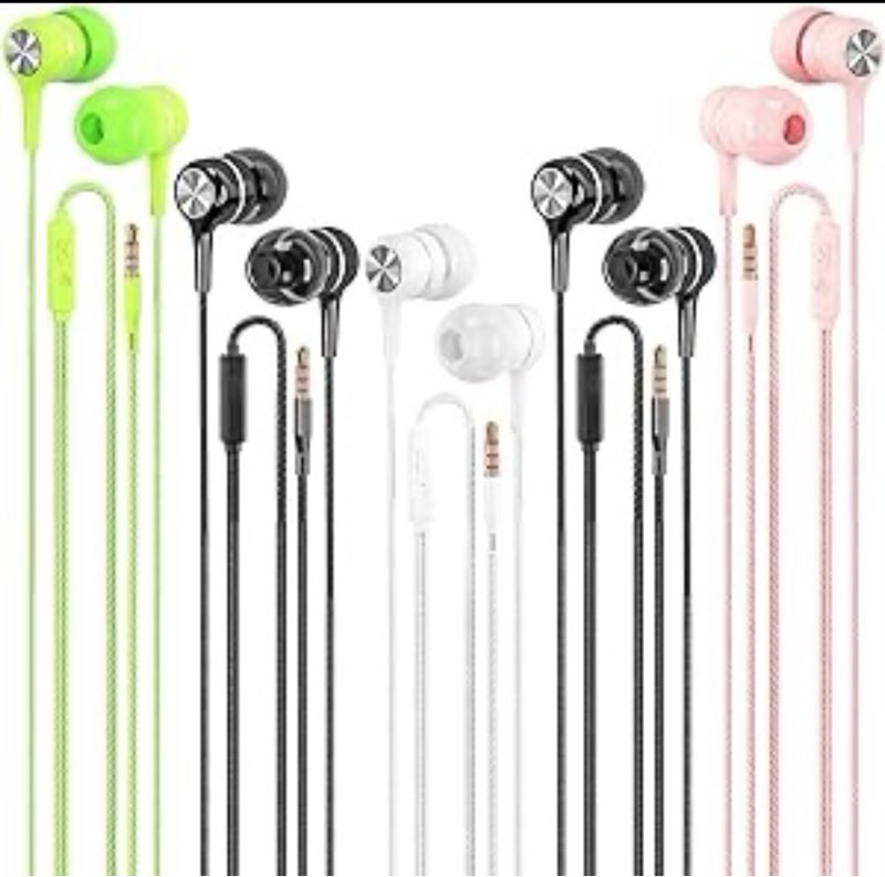 Assored of loose electronics headphone ect .